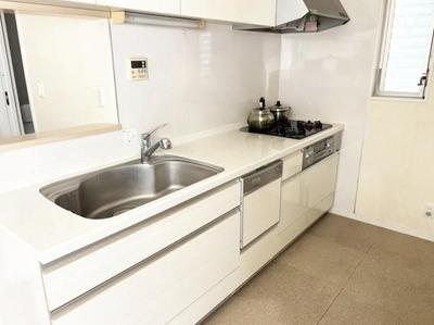 4LDK House for Sale in Kishiwada, Osaka — Image 3, Kishiwada, Osaka