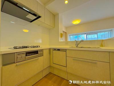 4LDK Apartment in Chigasaki | 96.21 sqm | 1998 Build — Image 2, Chigasaki, Kanagawa