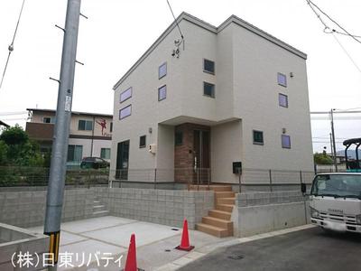 Modern 3LDK House in Kumano, Hiroshima with Walk-in Closets — Image 2, Kumano, Hiroshima