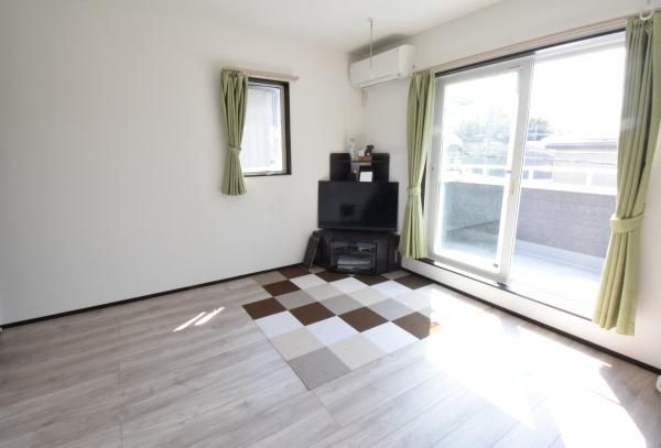 Modern 3LDK House in Ushiku with Business Potential - Thumbnail 4