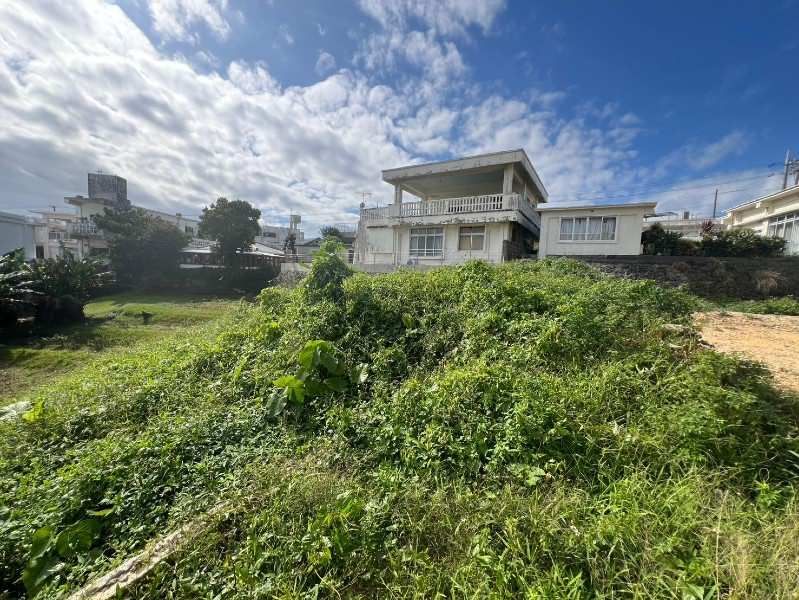 Vacant Land for Sale in Yomitan Village, Okinawa - 227.64 sqm - Thumbnail 2