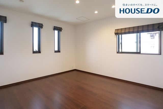 Modern 3LDK House in Hino Town, Shiga with Solar Power - Thumbnail 4