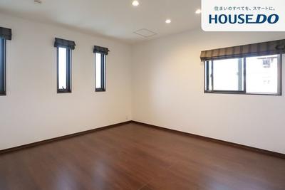 Modern 3LDK House in Hino Town, Shiga with Solar Power — Image 9, Hino, Shiga