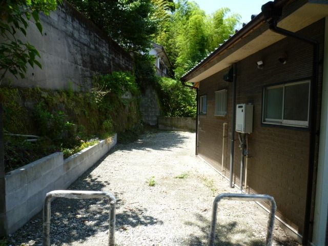 1DK Renovated House for Sale in Higashisakamoto, Kagoshima - Thumbnail 2