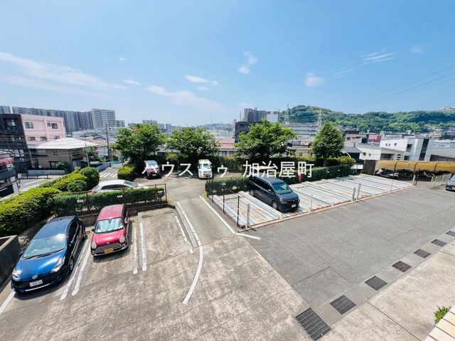 3SLDK Apartment in City Forest Take-Machi, Kagoshima - Thumbnail 2