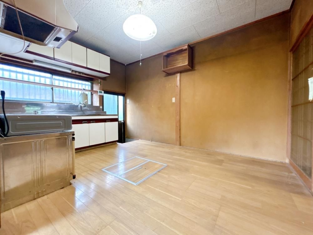 Renovated 4LDK House in Isahaya with Modern Updates - Thumbnail 3