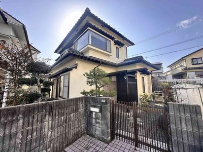 5DK House in Higashihiroshima Near JR Yahatamatsu Station — Image 1, Higashihiroshima, Hiroshima