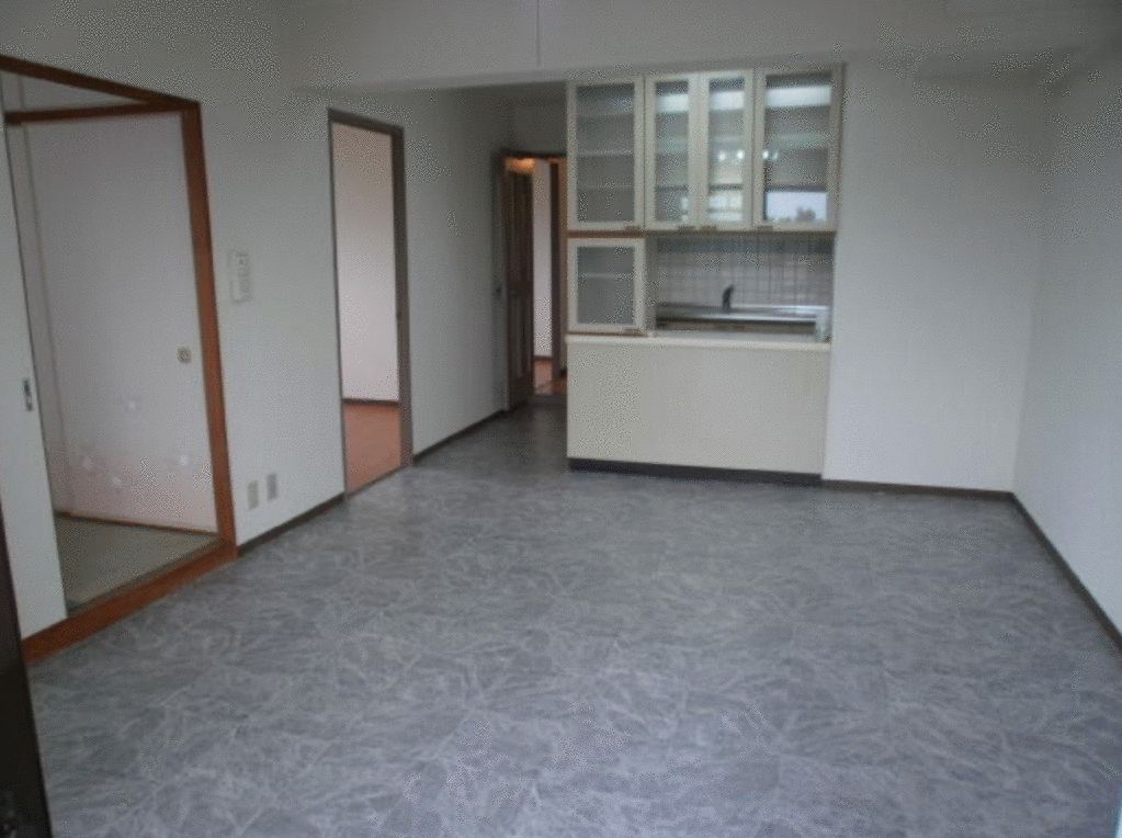 4LDK Apartment for Sale in Tamamura, Gunma - 980万円 - Thumbnail 3