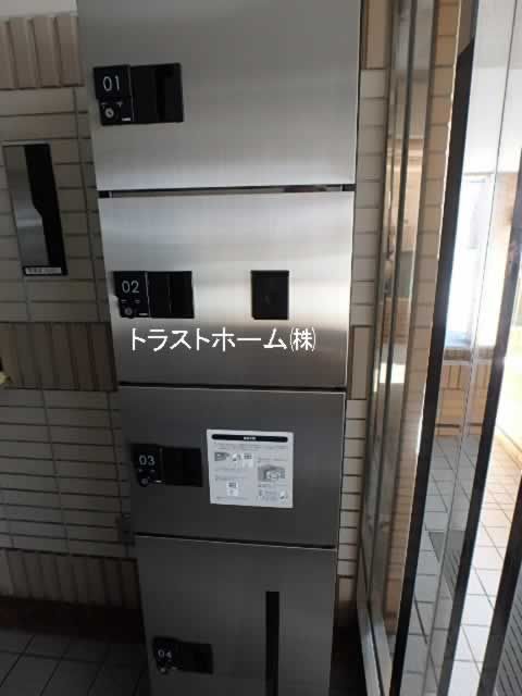 Asahi Plaza Hitsuji-ga-oka 3LDK Apartment in Sapporo - Thumbnail 2