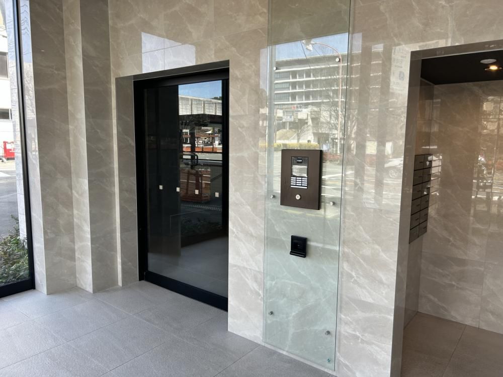 Sunpark Yamaguchi Central Residence 3LDK Apartment for Sale - Thumbnail 3