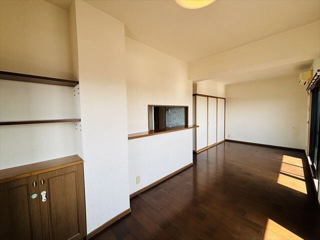 4LDK Apartment with Roof Balcony for Sale in Ichinomiya, Aichi - Thumbnail 3