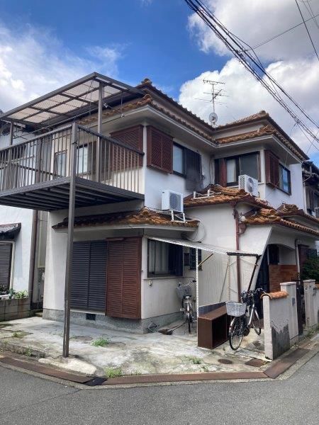 5DK House in Matsubara City with Renovated Interior - Thumbnail 2