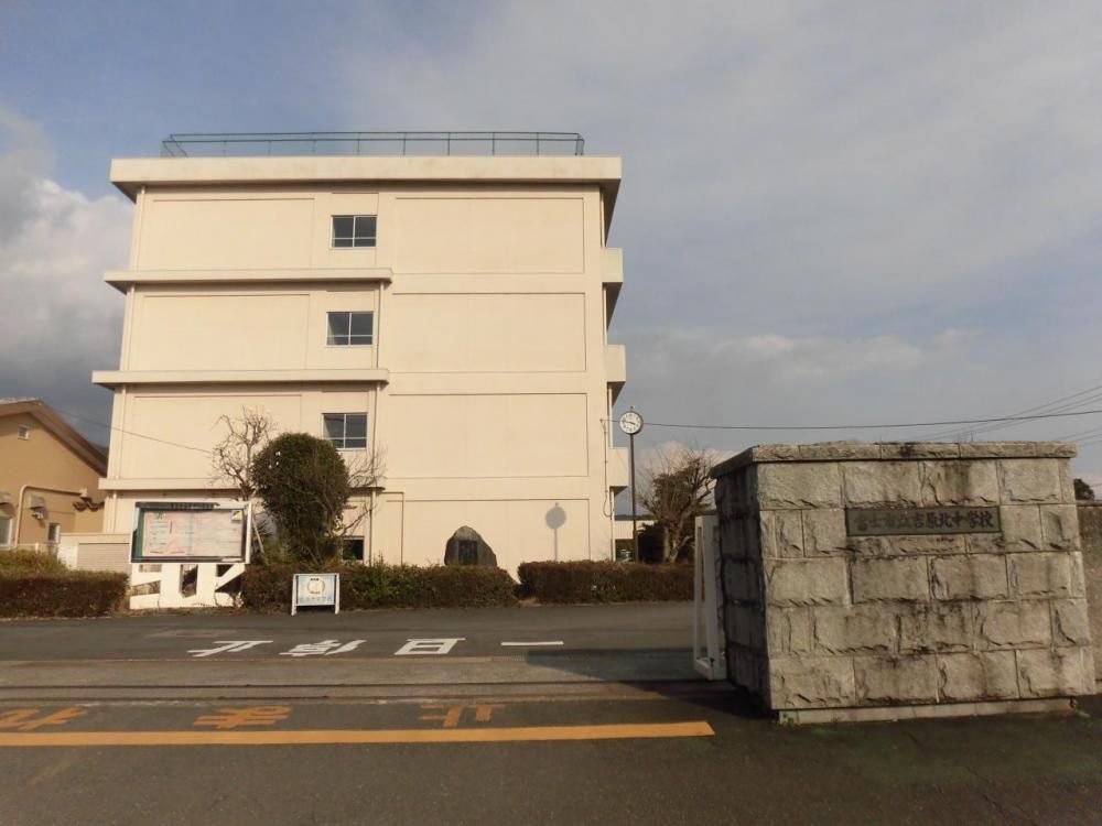 4LDK House in Fuji City with Garden and Parking - Thumbnail 4