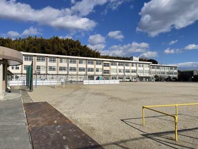 Renovated 5DK House Near West Hino Station, Yokkaichi — Image 3, Yokkaichi, Mie