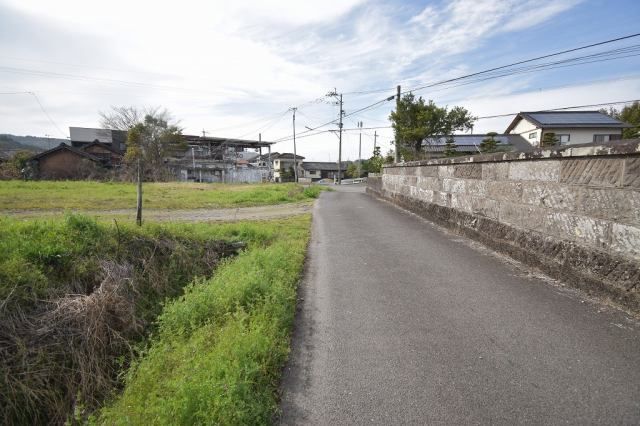 Land for Sale in Hiwaki, Satsumasendai City, Kagoshima - Thumbnail 2