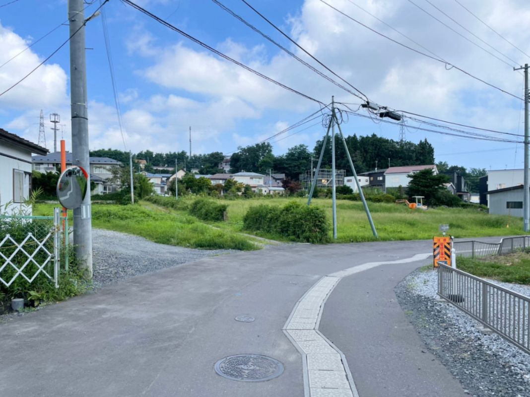 New Japanese-Modern 4LDK House in Hachinohe, Aomori - Thumbnail 2