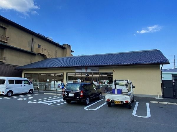 Land for Sale in Kyoto's Kita Ward Near Kinkaku-ji Temple - Thumbnail 4