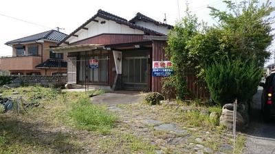 Spacious 4DK House with Large Garden in Niihama City — Image 1, Niihama, Ehime