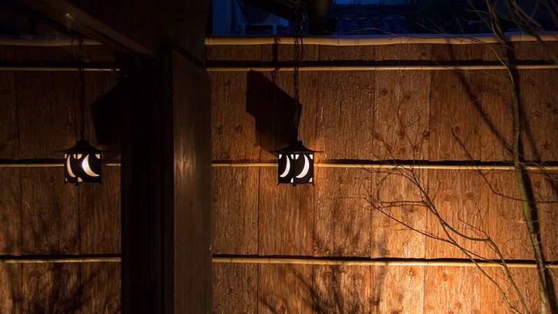 Renovated Kyoto Machiya Guesthouse for Sale Near Nijo Station - Thumbnail 4