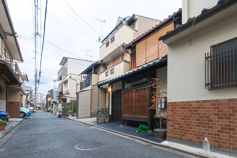 Renovated Kyoto Machiya Guesthouse for Sale Near Nijo Station - Thumbnail 3