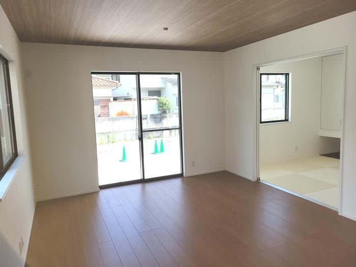 4LDK Newly Built House in Obayashi, Asakita Ward, Hiroshima - Thumbnail 2