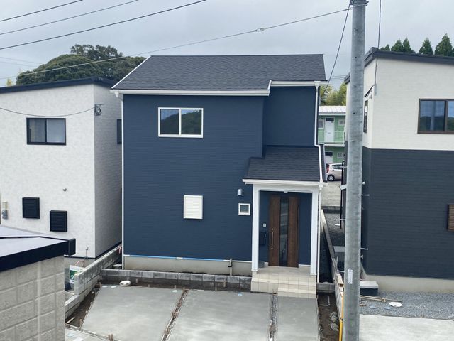 Modern 3LDK House in Miyazaki City with 2 Parking Spaces - Thumbnail 3