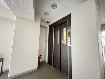 Renovated 2DK Apartment Near New Hachibori Station — Image 4, Matsudo, Chiba