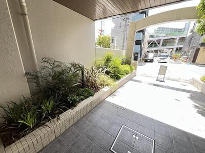 Renovated 2DK Apartment Near New Hachibori Station — Image 1, Matsudo, Chiba