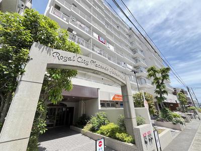 Renovated 2DK Apartment Near New Hachibori Station — Image 1, Matsudo, Chiba