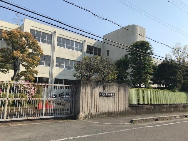 Land with Old House for Sale Near Hashimoto Station, Yawata, Kyoto - Thumbnail 4