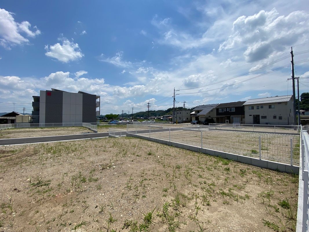 Land for Sale in Kani City, Gifu - 4 Subdivision Lots Available - Thumbnail 3