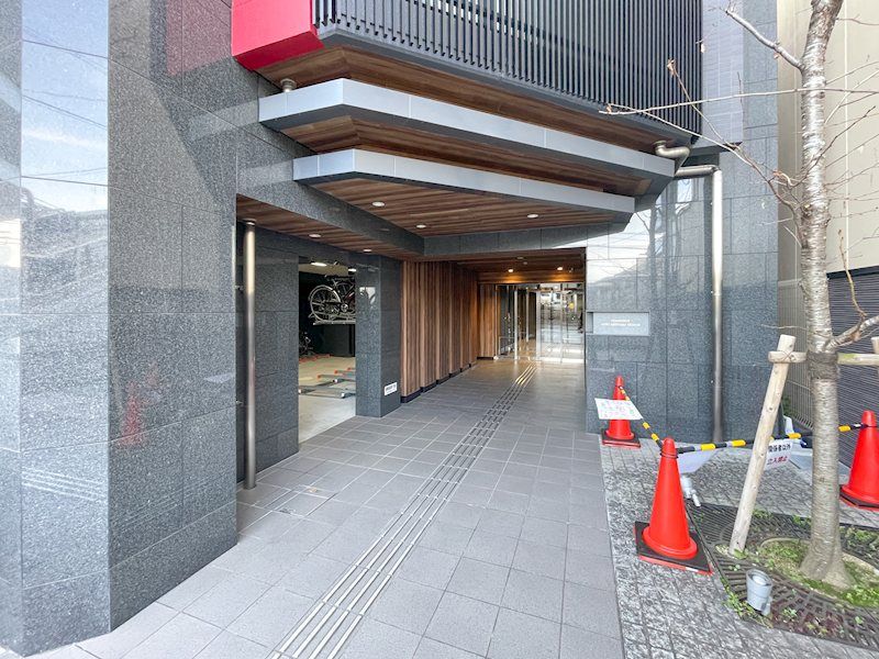 Modern 2SLDK Apartment Near JR Ishiyama Station, Otsu - Thumbnail 2