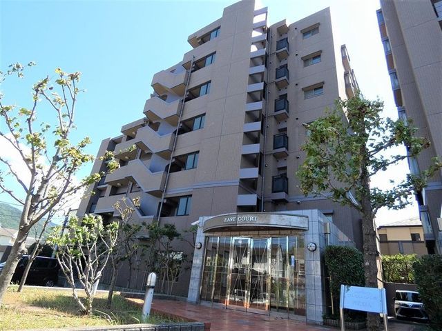 4LDK Apartment in Kokurakita Ward, Kitakyushu - Thumbnail 2