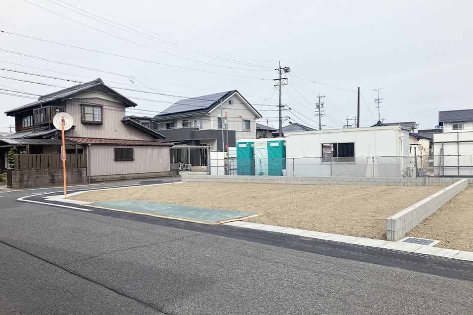 Building-Conditioned Land for Sale in Ginan-cho, Gifu - Thumbnail 2