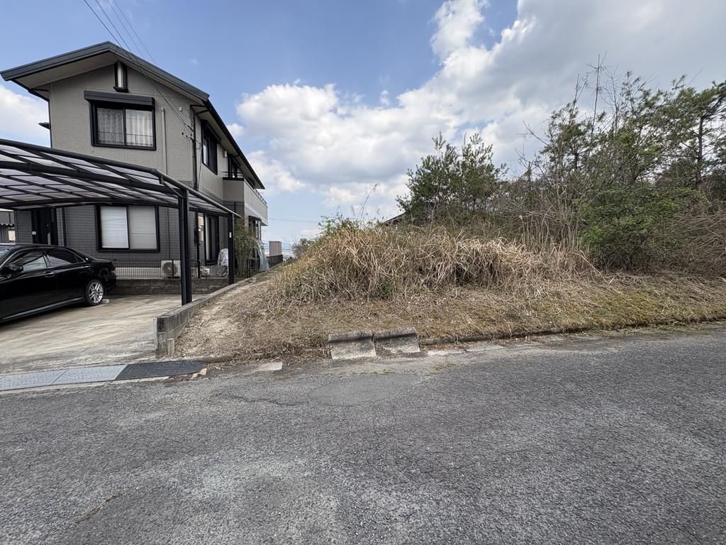 Vacant Land for Sale in Nishitakaura, Iga City, Mie - Thumbnail 2