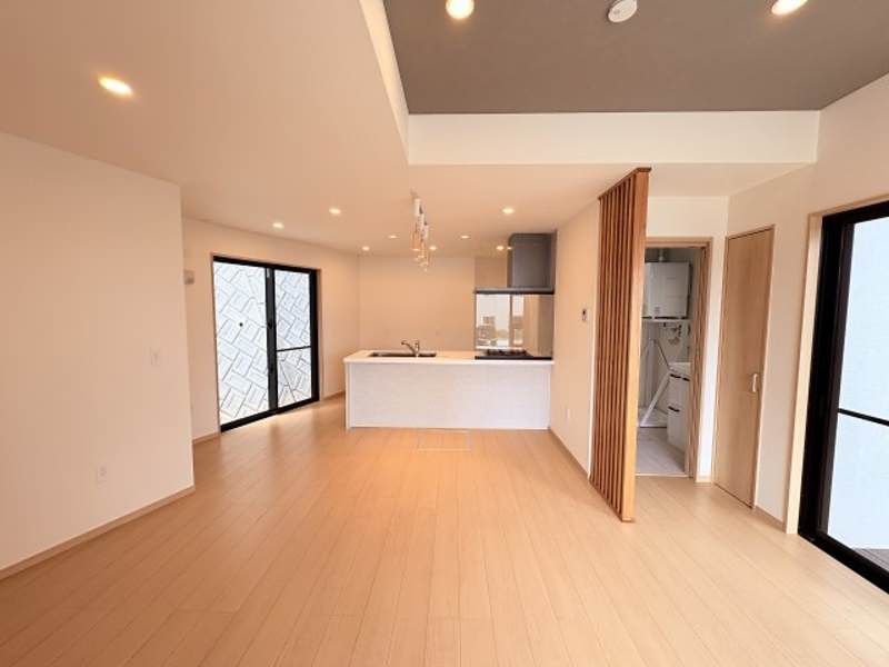 New 3LDK RC House in Nanjo City, Okinawa with EV Charging - Thumbnail 3