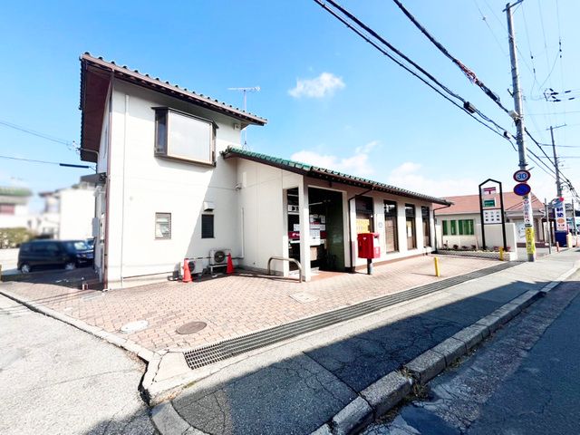 5DK House for Sale in Kakogawa with Parking & Modern Amenities - Image 1