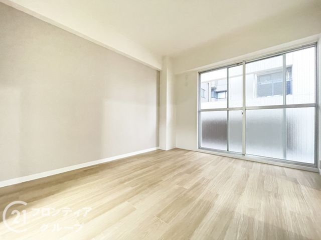 Park Side Akashi 3LDK Condo Near JR Station | Renovated - Thumbnail 4
