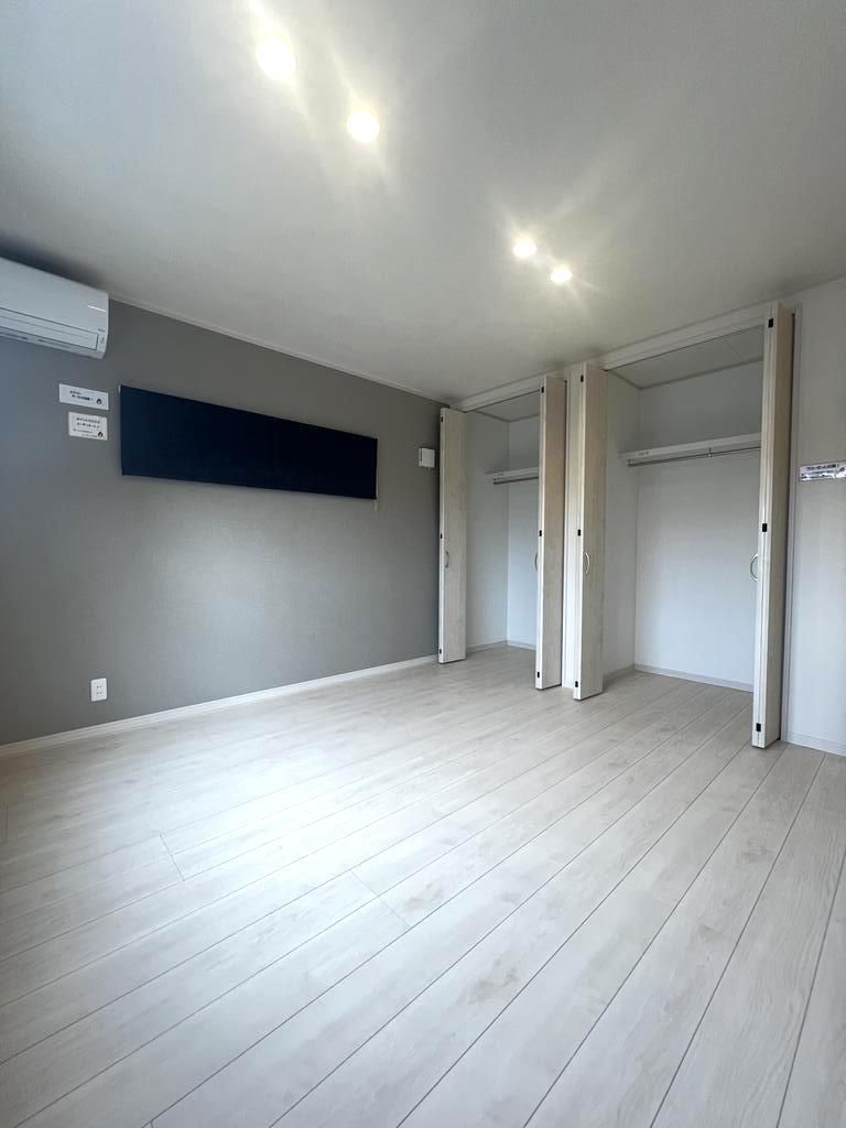 4LDK Modern House in Kumamoto's Kita Ward with Solar Panels - Thumbnail 4