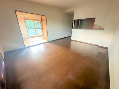 3LDK Apartment for Sale in Ikoma City, Nara — Image 2, Ikoma, Nara