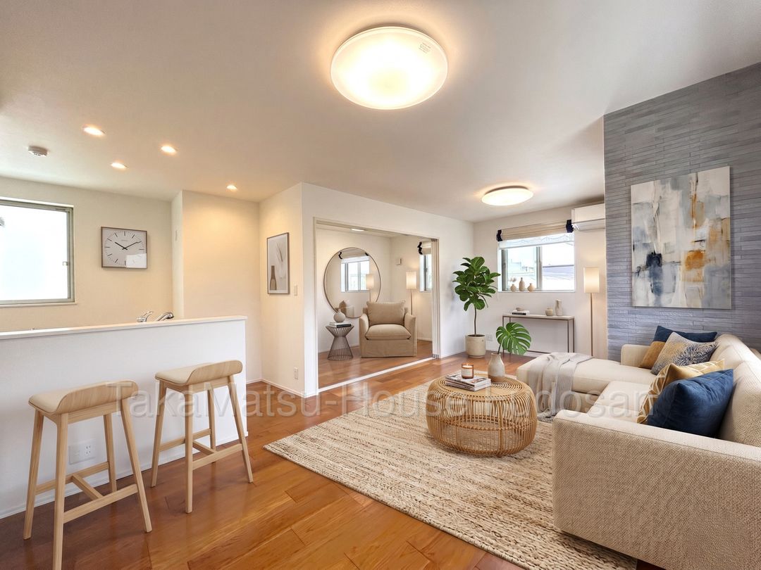 3LDK Townhouse for Sale in Sakurashimmachi, Setagaya - Thumbnail 3