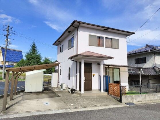 Renovated 4DK All-Electric House for Sale in Mihara, Hiroshima - Thumbnail 2
