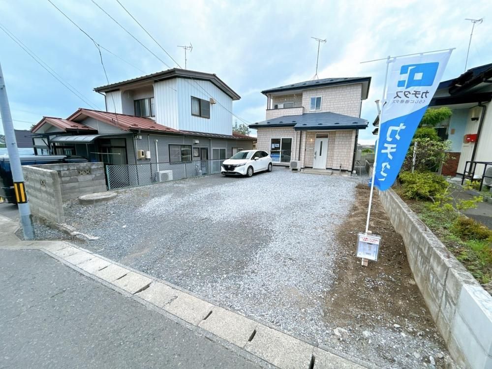 Renovated 3LK House in Hachinohe with 4 Car Parks - Image 1