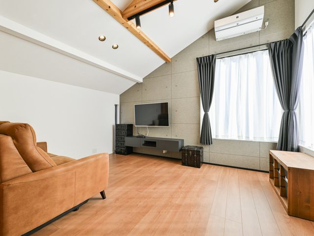 Modern 2LDK House for Sale in Toyonaka, Osaka - Built 2022 - Thumbnail 2