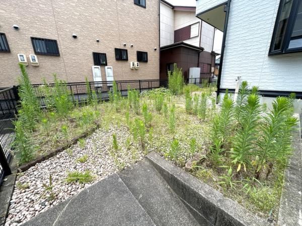 Renovated 3SLDK Corner Lot House with Garden in Yokkaichi - Thumbnail 3