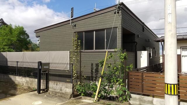 Modern 1SLDK House in Takamatsu with Garden and Solar Power - Thumbnail 3