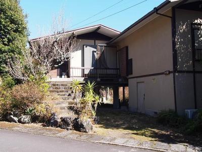 3LDK House Near Izu Kogen Station in Shizuoka — Image 1, Ito, Shizuoka