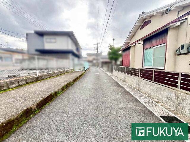 Land for Sale in Uji, Kyoto - Build Your Dream Home - Thumbnail 2