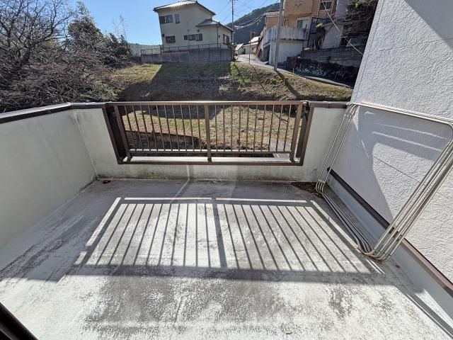 2008-built 2SLDK house in Atami with mountain views - Thumbnail 4