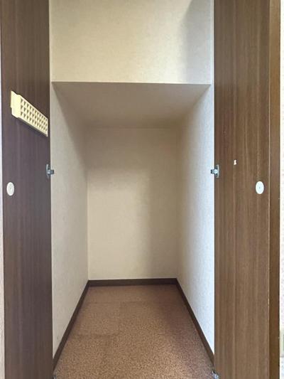 Renovated 4SLDK House in Ogaki with Modern Kitchen & Carport — Image 22, Ogaki, Gifu